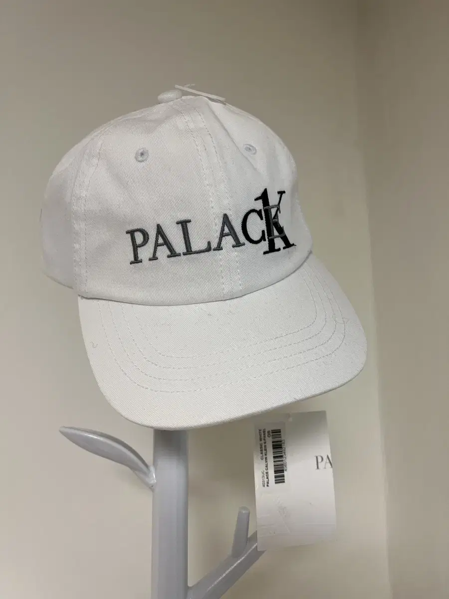 Palace X Calvin Klein 팔라스 캘빈 클라인 볼캡 (새상품